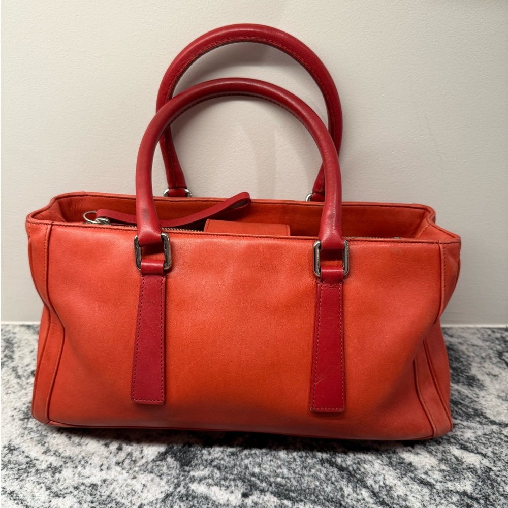 COACH VINTAGE LEATHER HANDBAG 9419